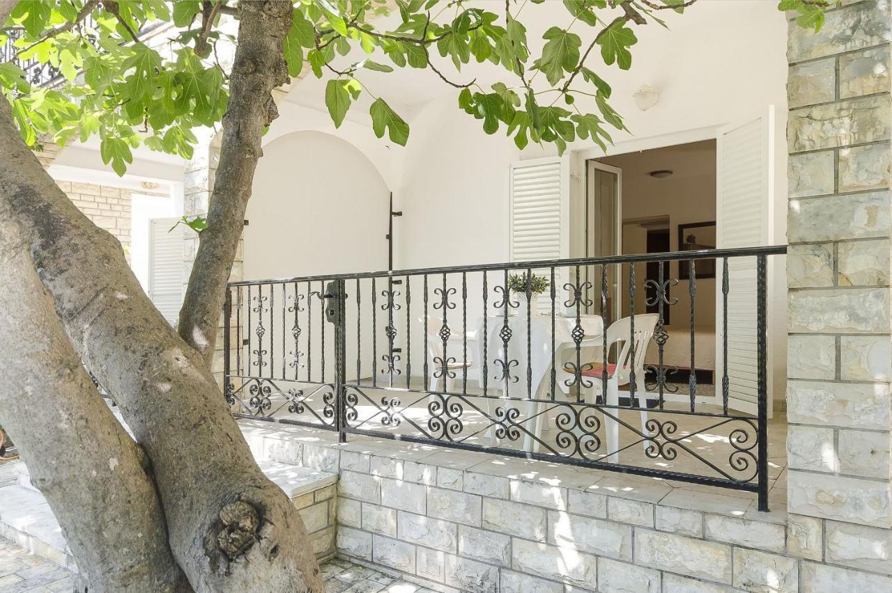 וודיצה Apartments Karolina מראה חיצוני תמונה