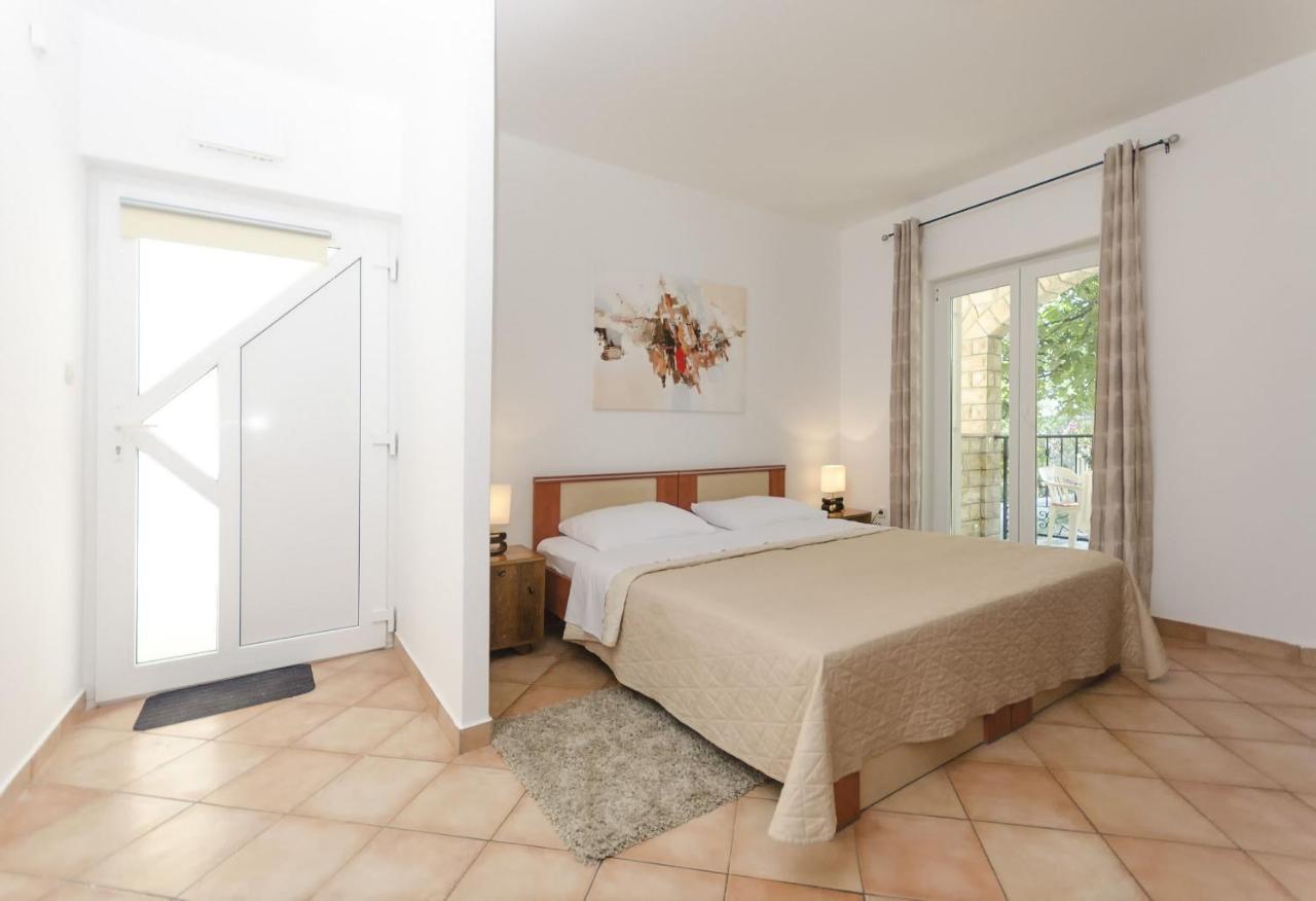 וודיצה Apartments Karolina מראה חיצוני תמונה